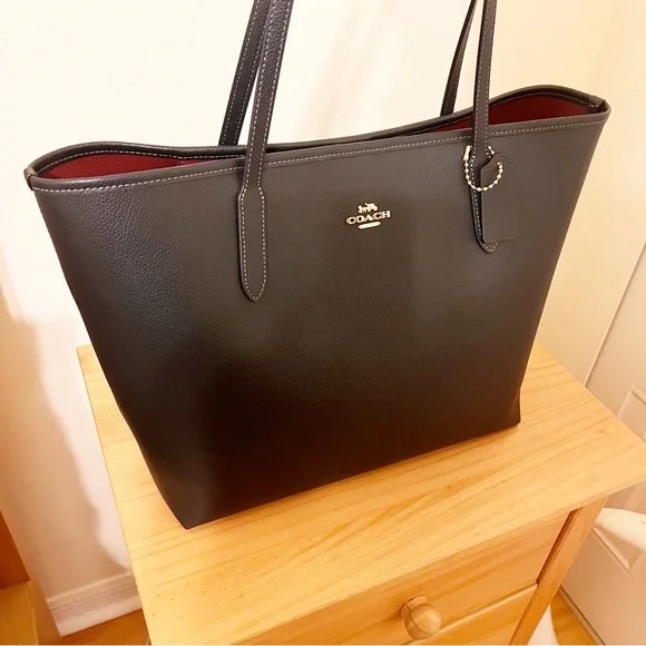 💥PRICE FIRM💥 Coach City Tote Bag - Picture 5 of 13